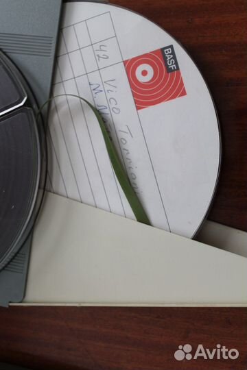 Бобины для катушечного магнитофона