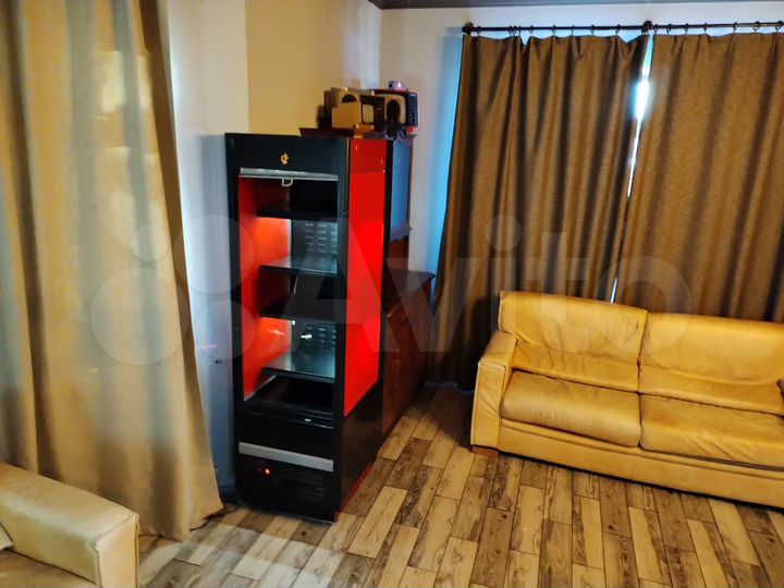 Дом 415 м² на участке 12 сот.