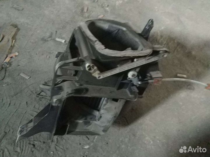 Моторчик печки Тойота Королла ae101 102