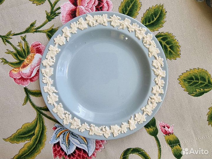 Тарелки Wedgwood Виноградная лоза