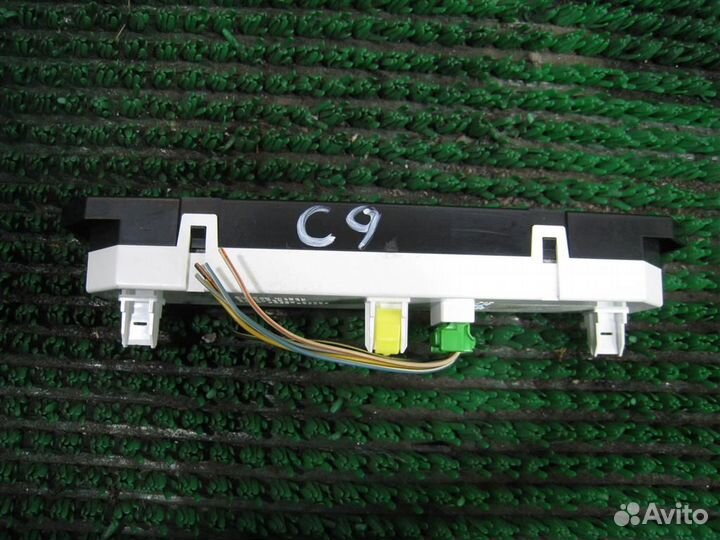 Дисплей информационный Suzuki SX4 2007