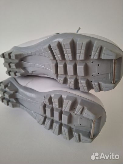 Лыжные ботинки р.34