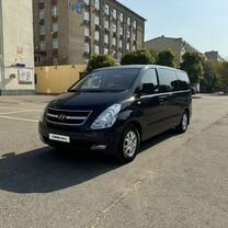 Hyundai Grand Starex 2.5 AT, 2015, 321 057 км, с пробегом, цена 2 230 000 руб.