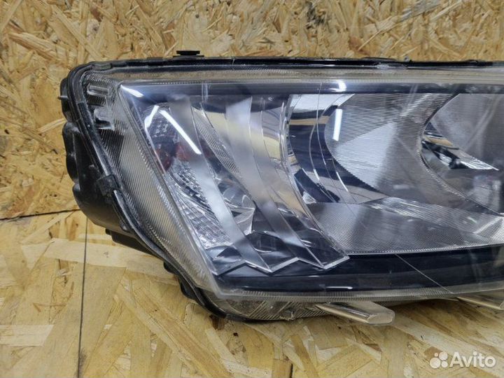 Фара передняя правая Skoda Octavia A7 С 2013