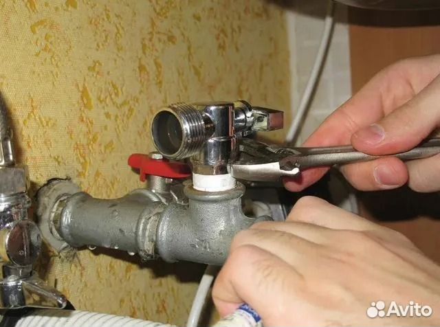 Услуги сантехника прочистка канализации засоры