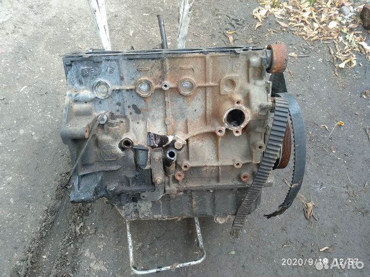 Блок цилиндров Пежо/ Ситроен RHS