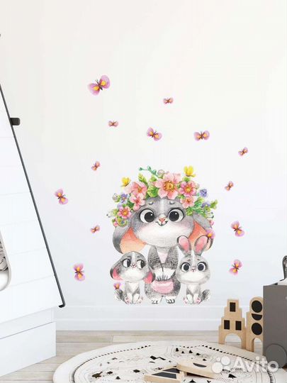 Детские наклейки на стену