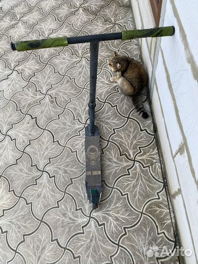 Трюковой самокат