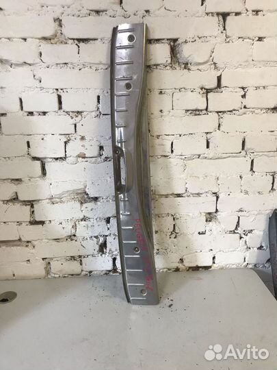 Накладка багажника Peugeot 406 1995-2004 wagon