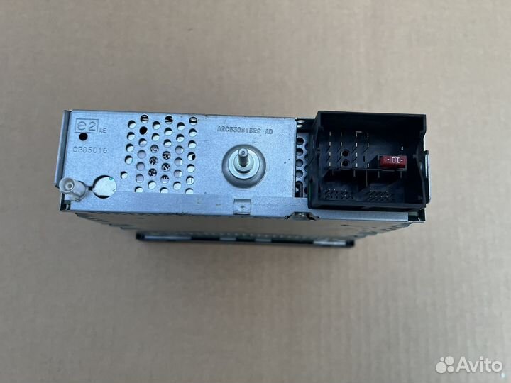 Штатная магнитола Peugeot 207