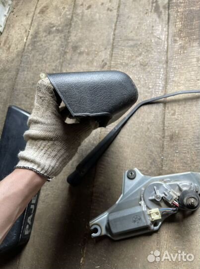 Стоп двери багажника Митсубиши Паджеро Пинин