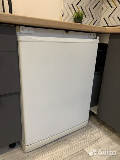 Холодильник индезит