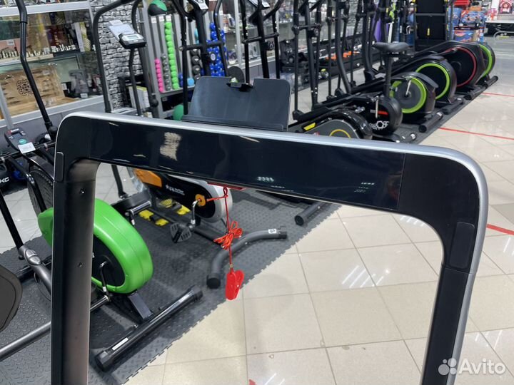 Беговая дорожка USA style серия applegate T5 Panel