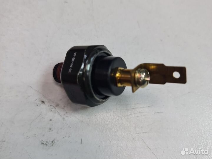 Датчик давления масла