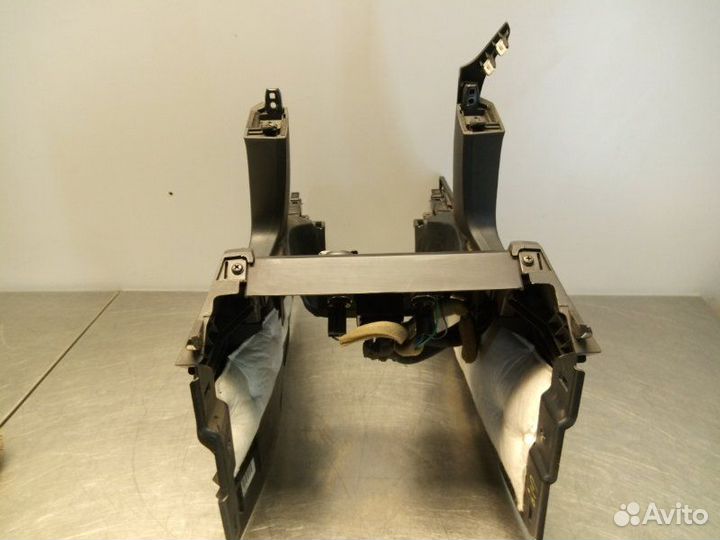 Центральная консоль Hyundai Santa Fe 3 DM D4HB