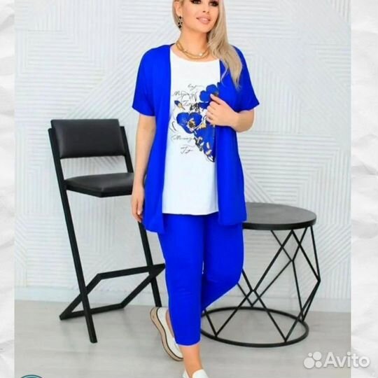 Костюм тройка