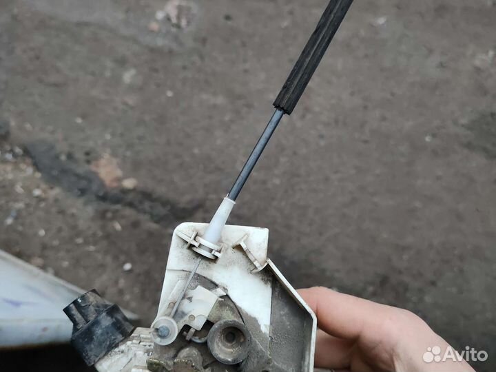 Трос замка заднего правого форд мондео 2