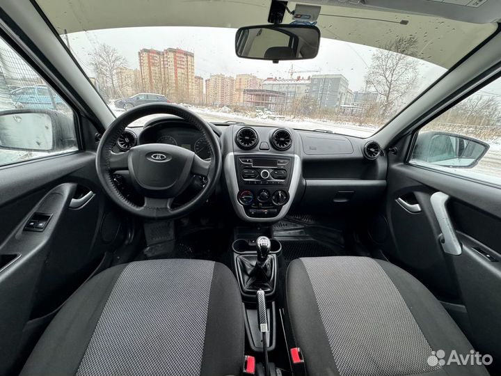 LADA Granta 1.6 МТ, 2016, 131 000 км