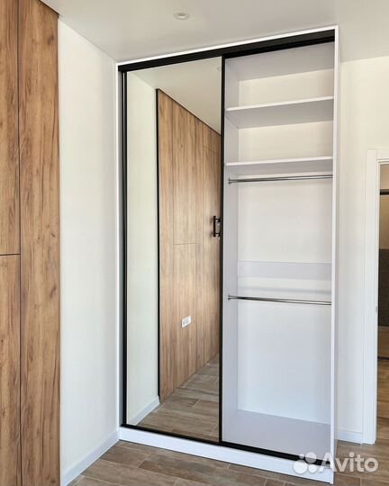 Шкаф встроенный