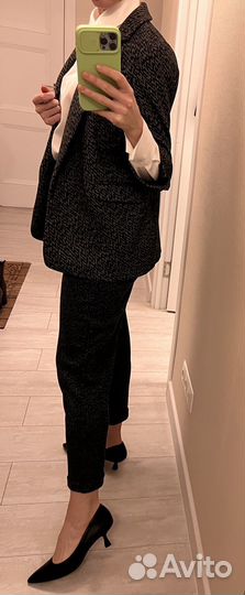 Шерстяной брючный костюм 42 размер