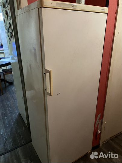 Холодильник бу stinol