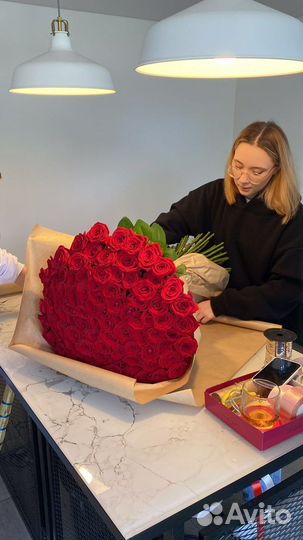 Лепстки роз. Лепестки от свежих роз