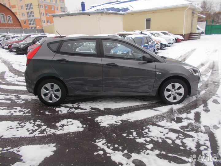 Hyundai Solaris 1.6 AT, 2015, 161 000 км