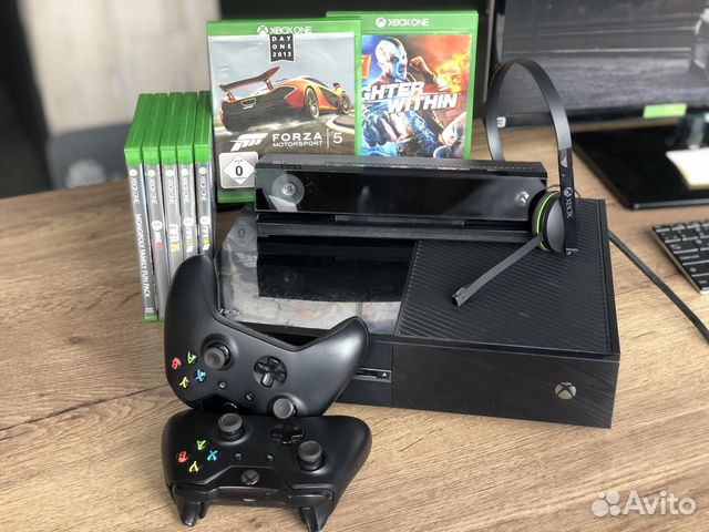 Игровая приставка xbox ONE