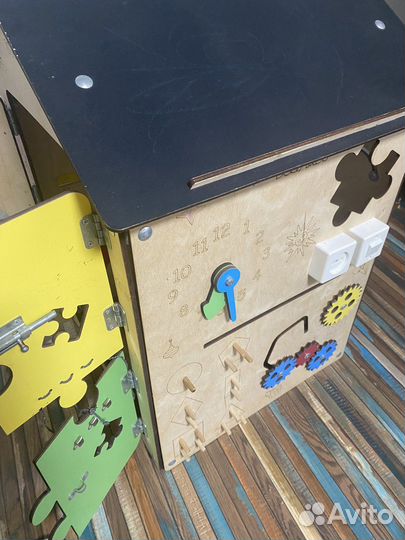 Бизиборд домик большой