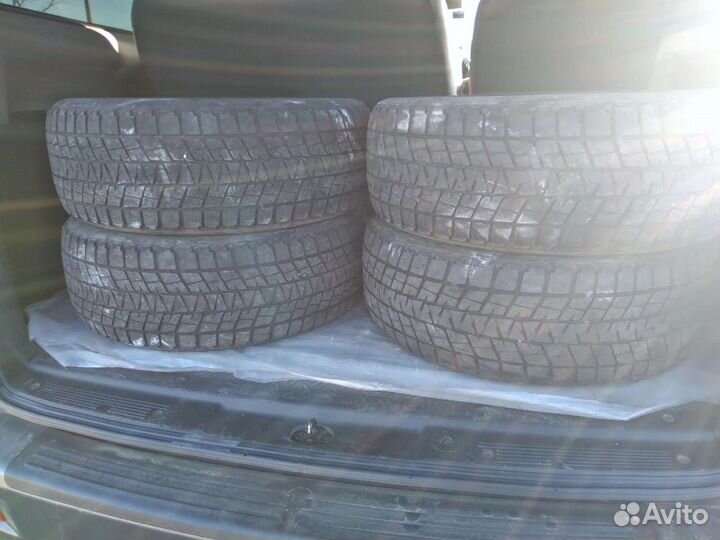 Bridgestone Blizzak DM-V1 225/55 R18