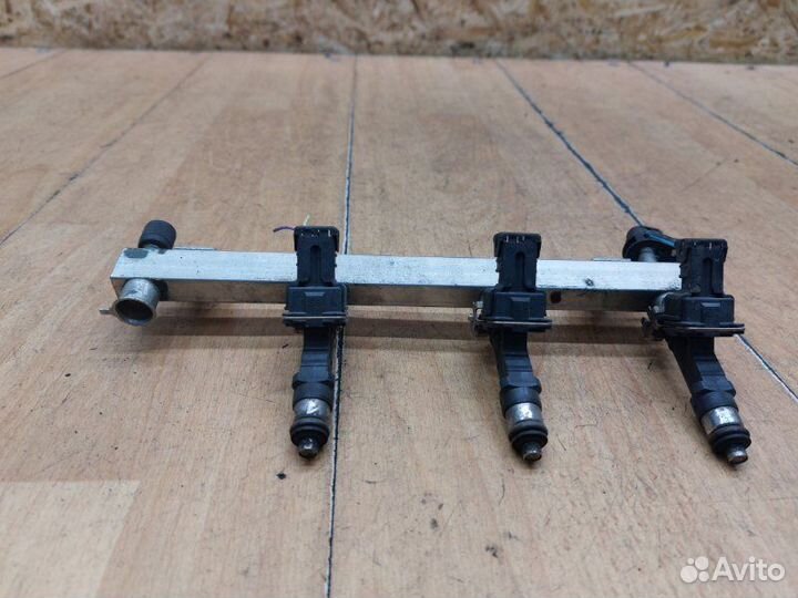 Топливная рампа Opel Corsa D A12XER