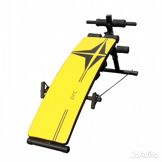 Скамья для пресса DFC D102RY с гантелями и эспанде