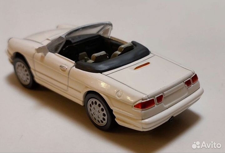 Модель автомобиля Alfa Romeo Spider (1989 г.)
