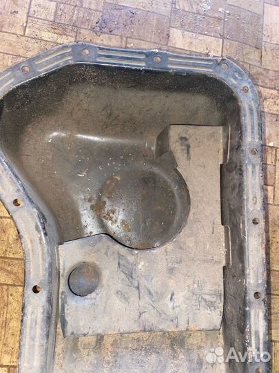 Поддон двигателя