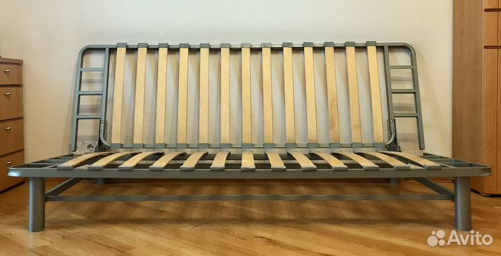 Диван-кровать Beddinge. IKEA. Металлический каркас