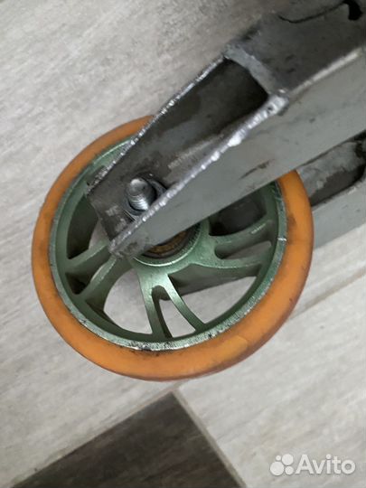 Трюковой самокат + дека district 530