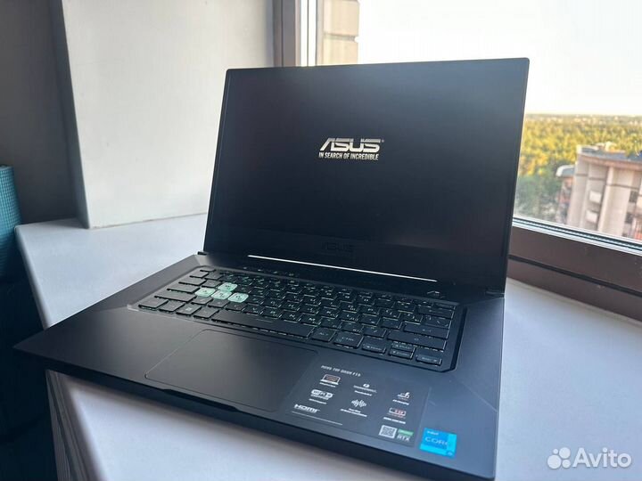 Ноутбук asus