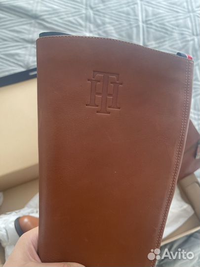 Сапоги Tommy Hilfinger 37