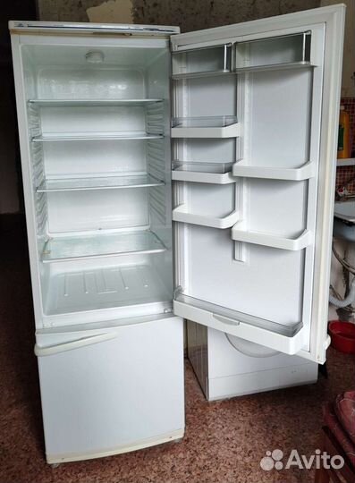 Холодильник двухкамерный Атлант