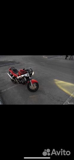 Honda vfr 800