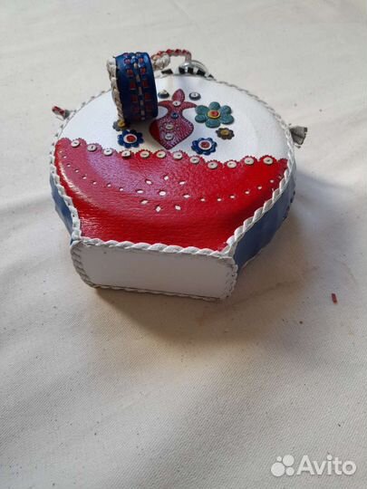 Бутылка стеклянная в оплётке