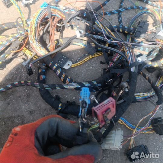 Проводка под штатный монитор bmw e39 16x9