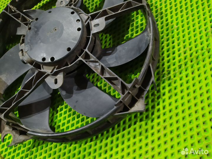 Вентилятор радиатора охлаждения Renault Fluence