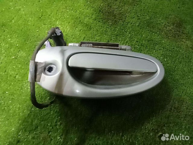 Ручка передняя правая Chrysler Intrepid 2