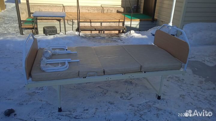 Функциональная медицинская кровать