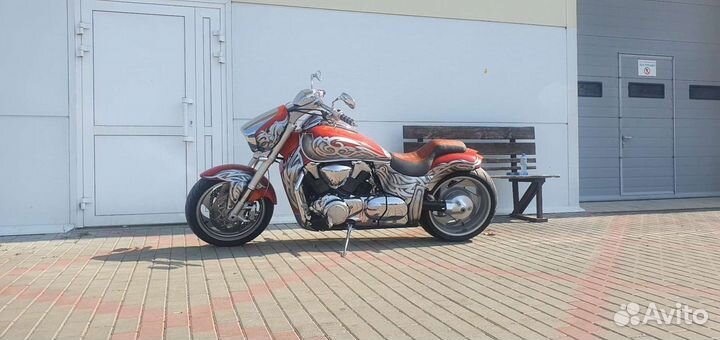 Suzuki m109r