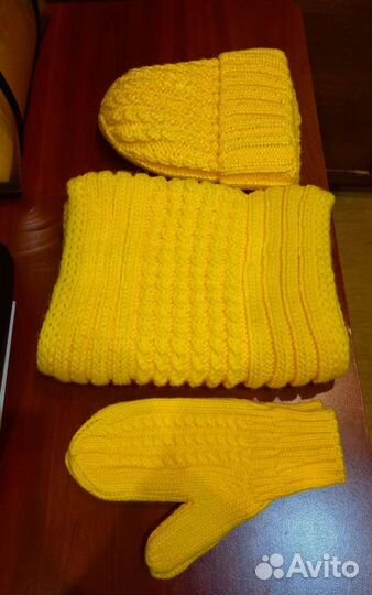 Комплект шапка+ снуд+ варежки