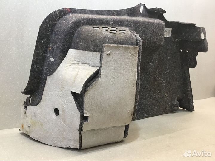 Обшивка багажника Skoda Rapid 2013-2020