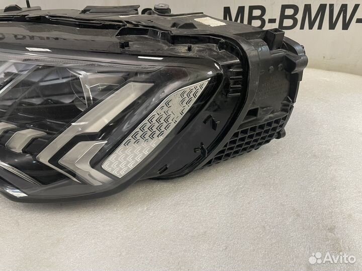 Audi Q7 4M Full LED matrix 2022 фара левая