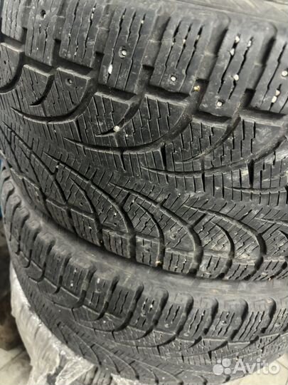 Pirelli Winter Carving 275/40 R20 и 315/35 R20 30G